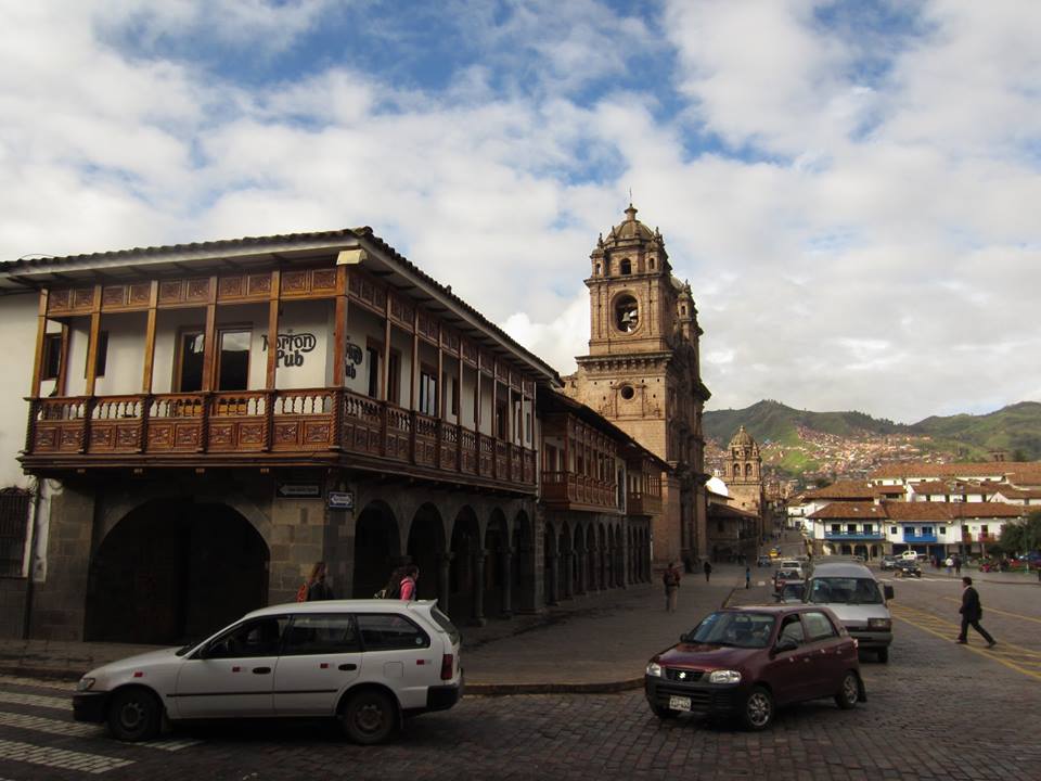 chicaontheroad_cusco